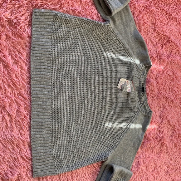 Covington petite cropped top gray sweater size MP - Picture 4 of 5
